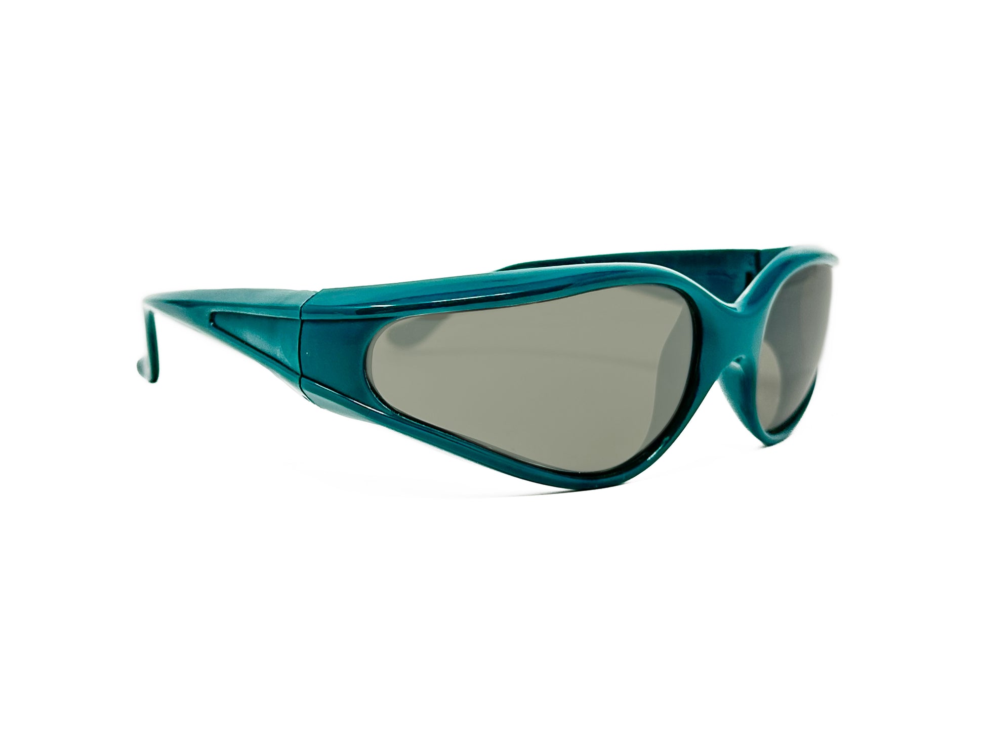 Belle sideways tear-drop shaped sunglass with acetate frame. Model: Mad Cat. Color: 731 Teal . Side view.
