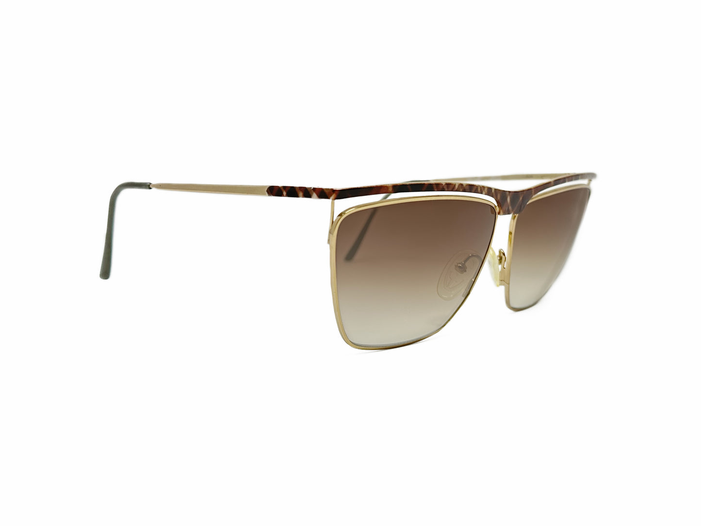 Nino Raw by Classic upward-angled rectangular sunglass. Model: Suntrend 303. Color: Brown - Brown plaid pattern with gold metal trim and brown gradient lenses. Side view.
