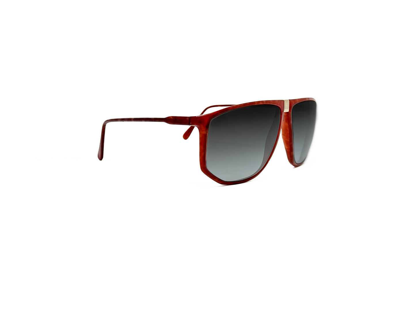 Silhouette oversized, angled aviator style sunglass. Model: 4022. Color: 1258 - Red with gold piece at top of bridge. Side view.
