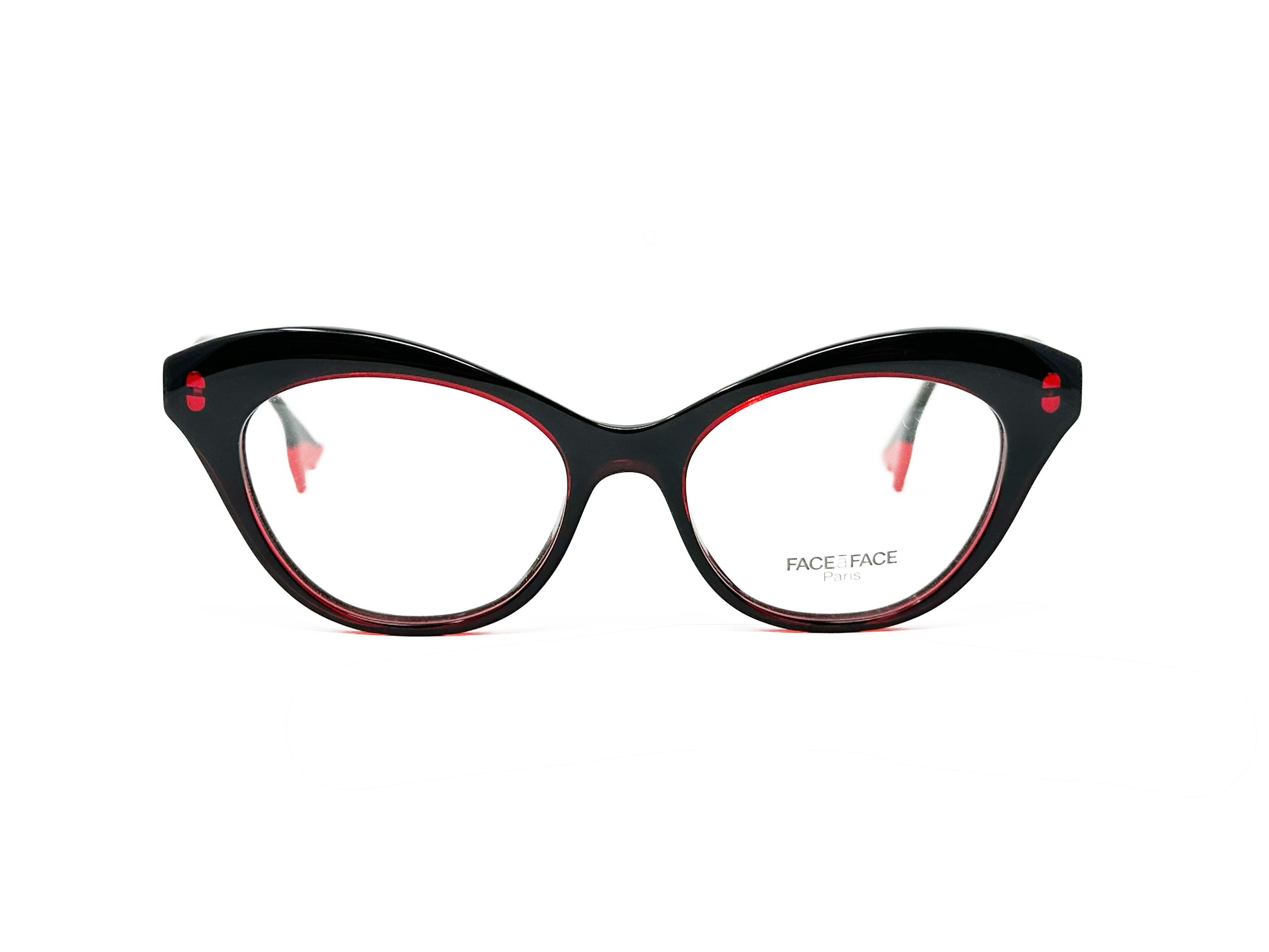 Face a Face acetate, cat-eye optical frame with curved top. Model: Bocca 3. Color: 400 -Black with red temples. Front view.