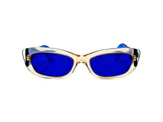 Kador rectangular acetate sunglass. Model: DF2001. Color: 3 transparent yellow with blue lens. Front view.