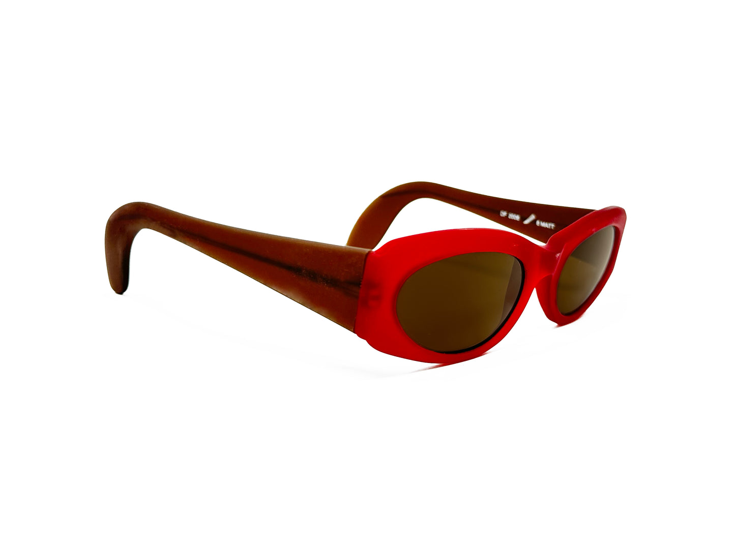 Kador oval sunglass with flat sides. MOdel: DF2006. Color: 6 MATT - Red with light brown lenses. Side view.