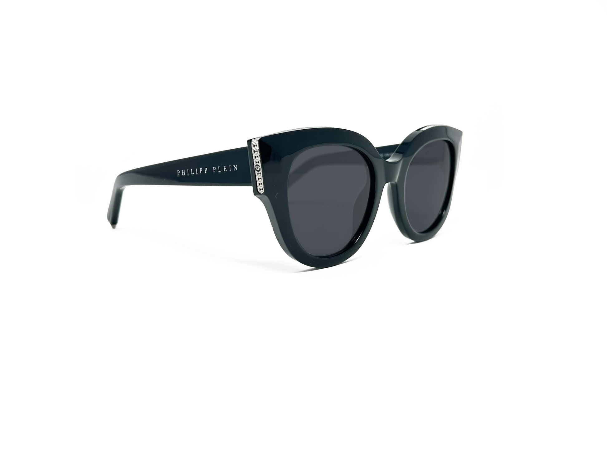 Philipp Plein rounded sunglasses with slight cat-eye. Model: SPP026S Nobile Milan. Color: 0700 - Black with Silver metal accents. Side view.